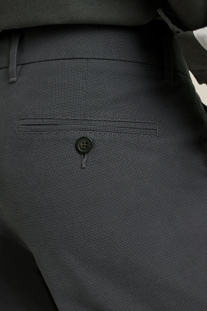 Weekday Warrior Dress Pants